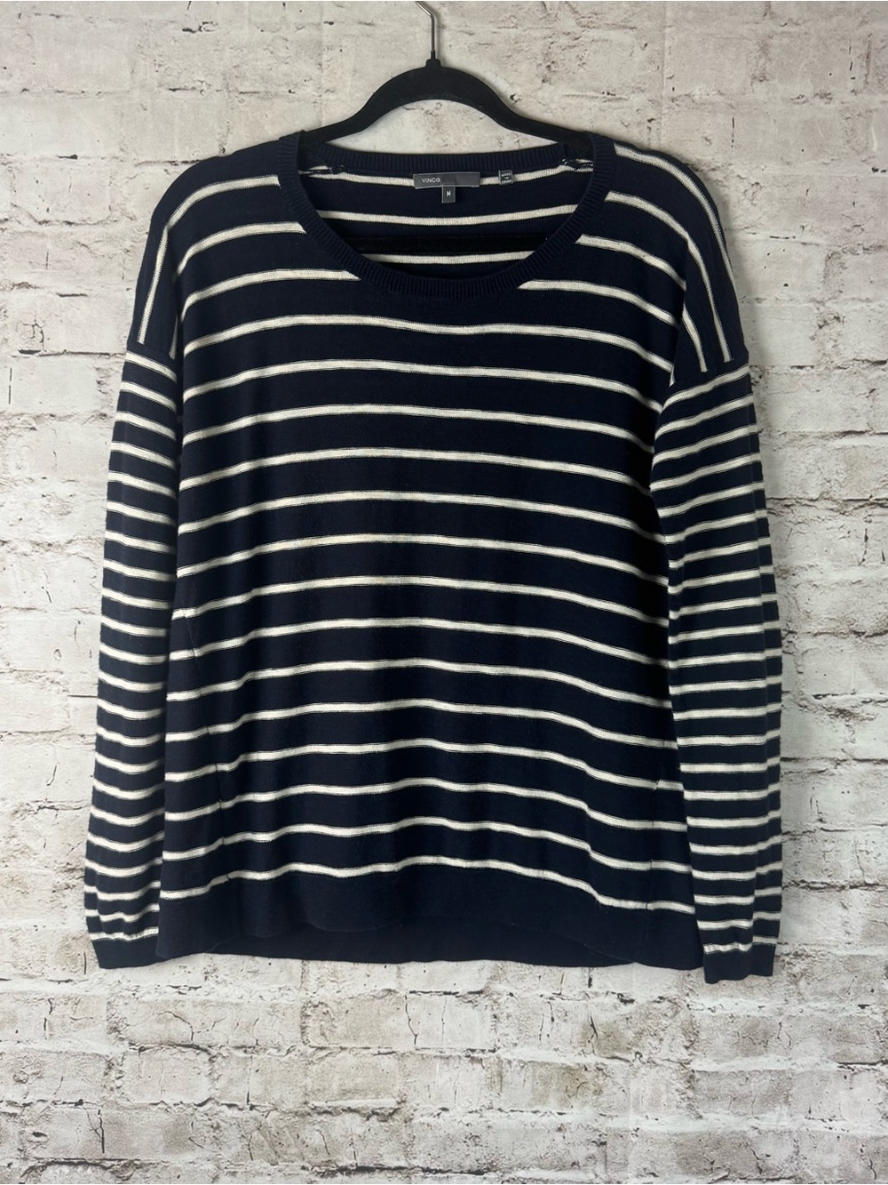 VINCE Women's Medium Navy Off White Striped Sweater 100% Cotton Casual Stripe M